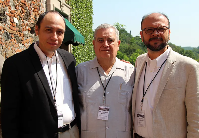 Dr. Rafael Batres, Dr. Rafael Alexandri y Dr. Martin Molina