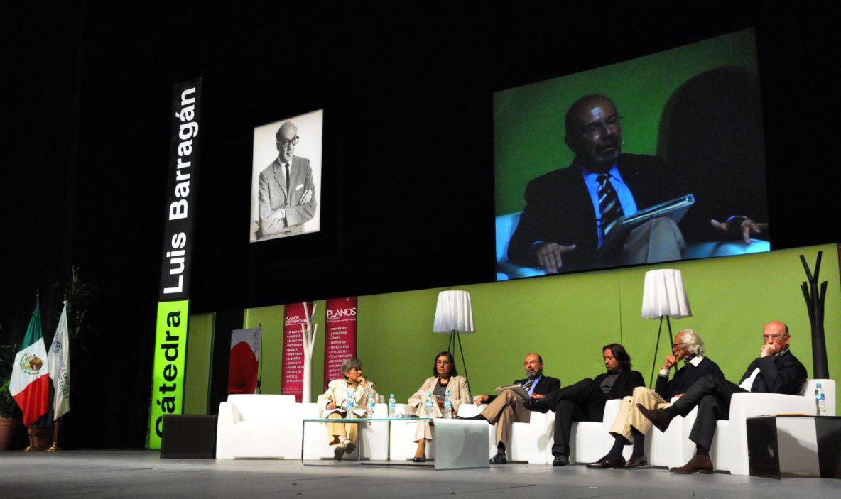 C&aacute;tedra Luis Barrag&aacute;n