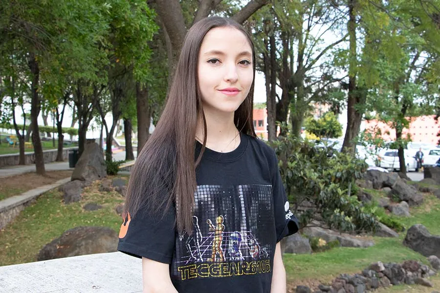 Mariell, orgullosa Irapuatense, irá al mundial de robótica.