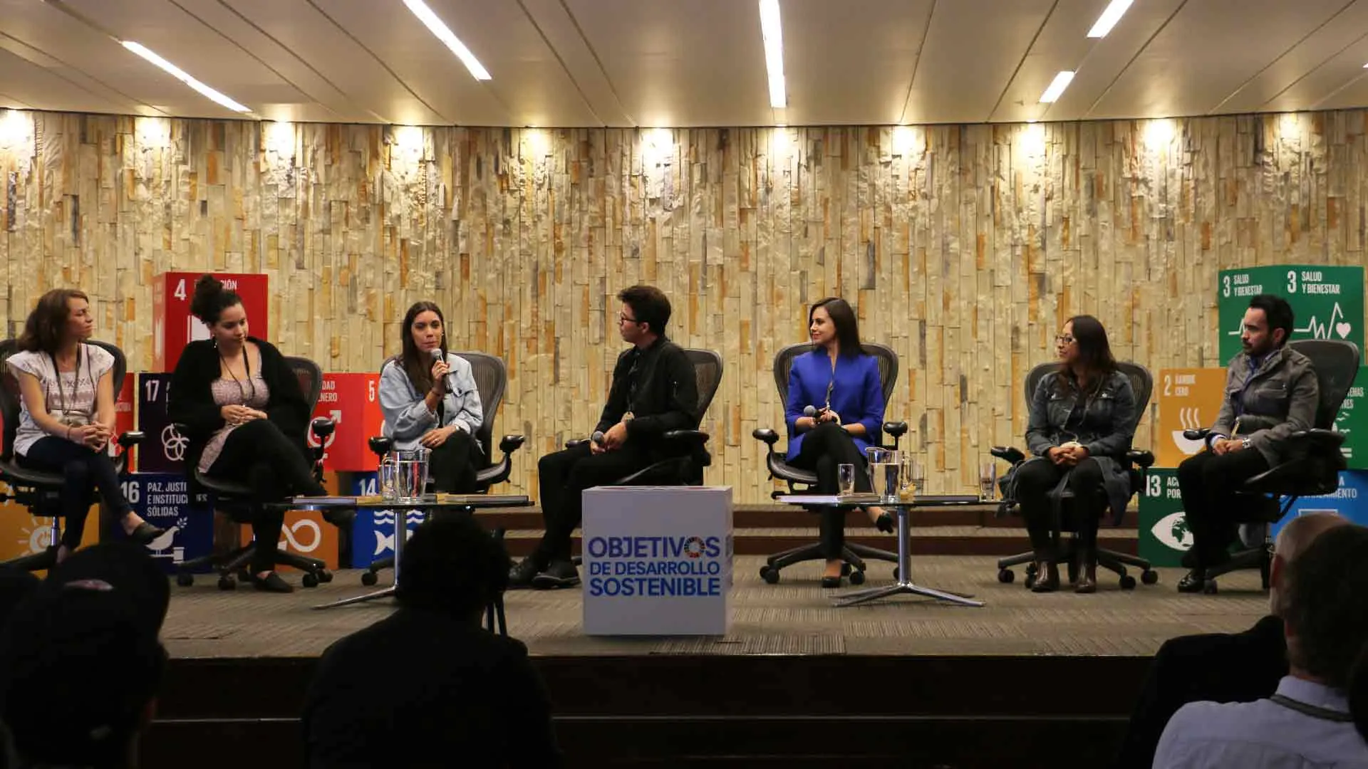 Panel academia B