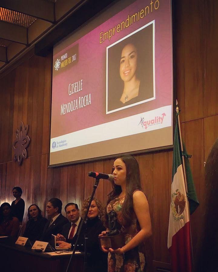 El Premio Mujer Tec en el 2017 es uno de los reconocimientos que obtuvo Giselle por su emprendimiento. 