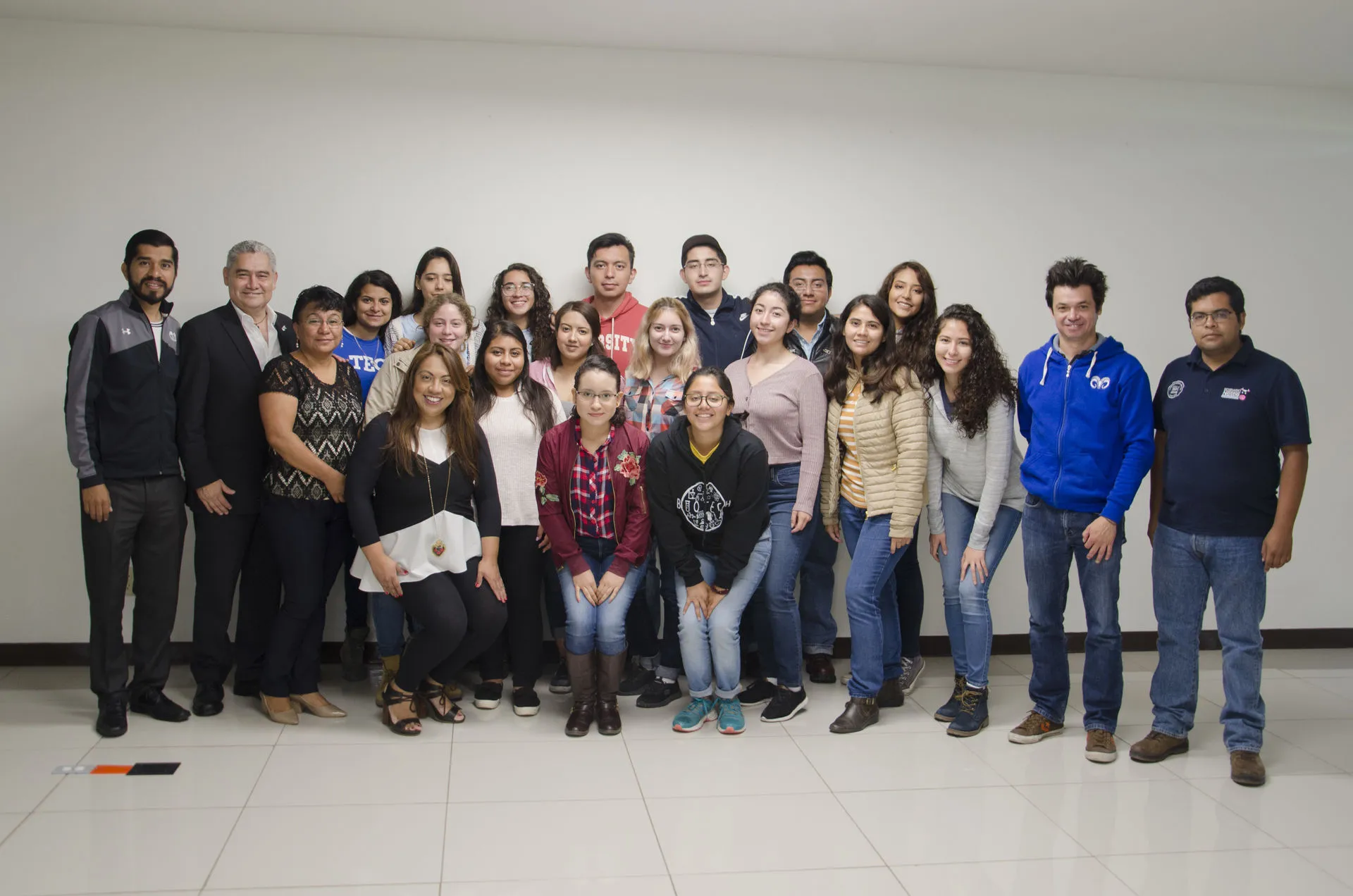 Alumnos participantes del Semestre i con Nestlé: "Moléculas del millón"