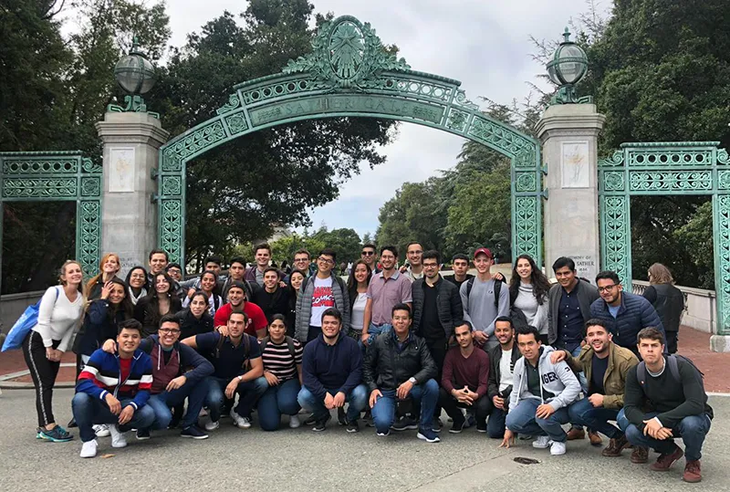 Alumnos obtienen beca para ser emprendedores en TREPCAMP
