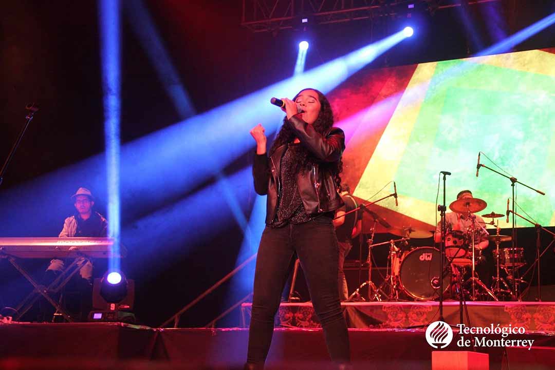 Alejandra del Ángel en ensamble arte y cultura tec campus tampico