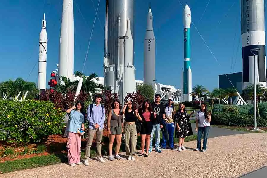 De Metepec al espacio: Izel representó a México en la NASA