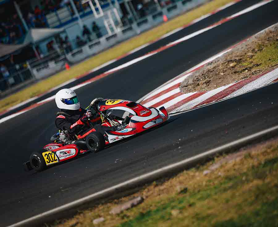 Alumna y piloto de karts Luana Céspedes, de PrepaTec Guadalajara.