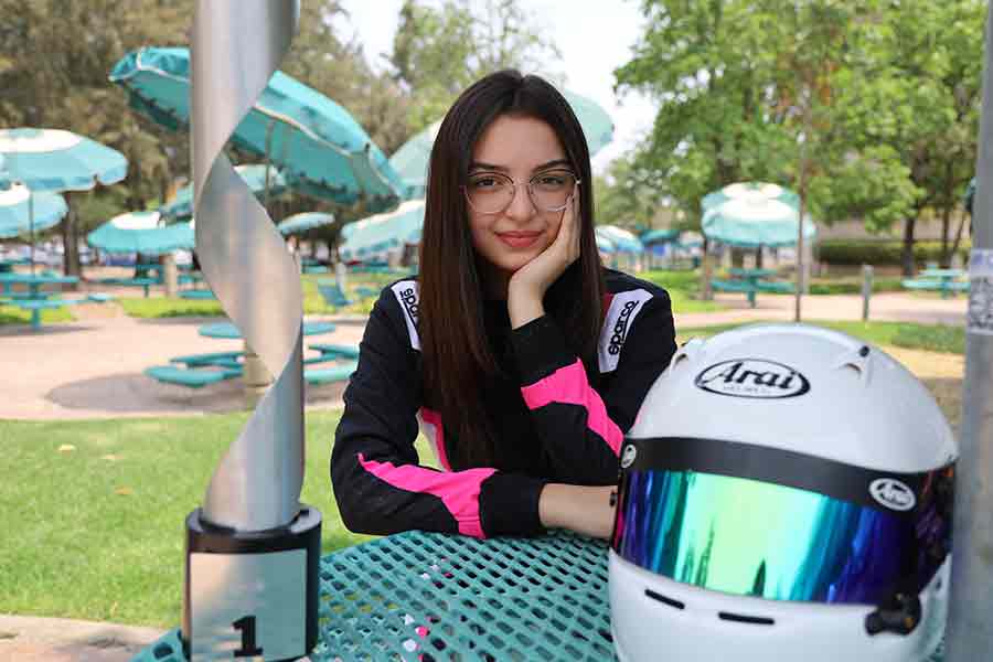 Alumna y piloto de karts Luana Céspedes, de PrepaTec Guadalajara.