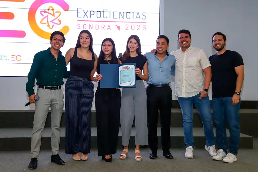 Alumnas PrepaTec Navojoa ganan ExpoCiencias y representarán a México en Latinoamérica