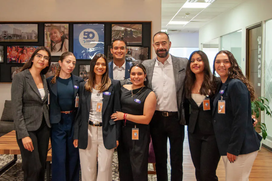 Ganan reto de negocios con app log&iacute;stica