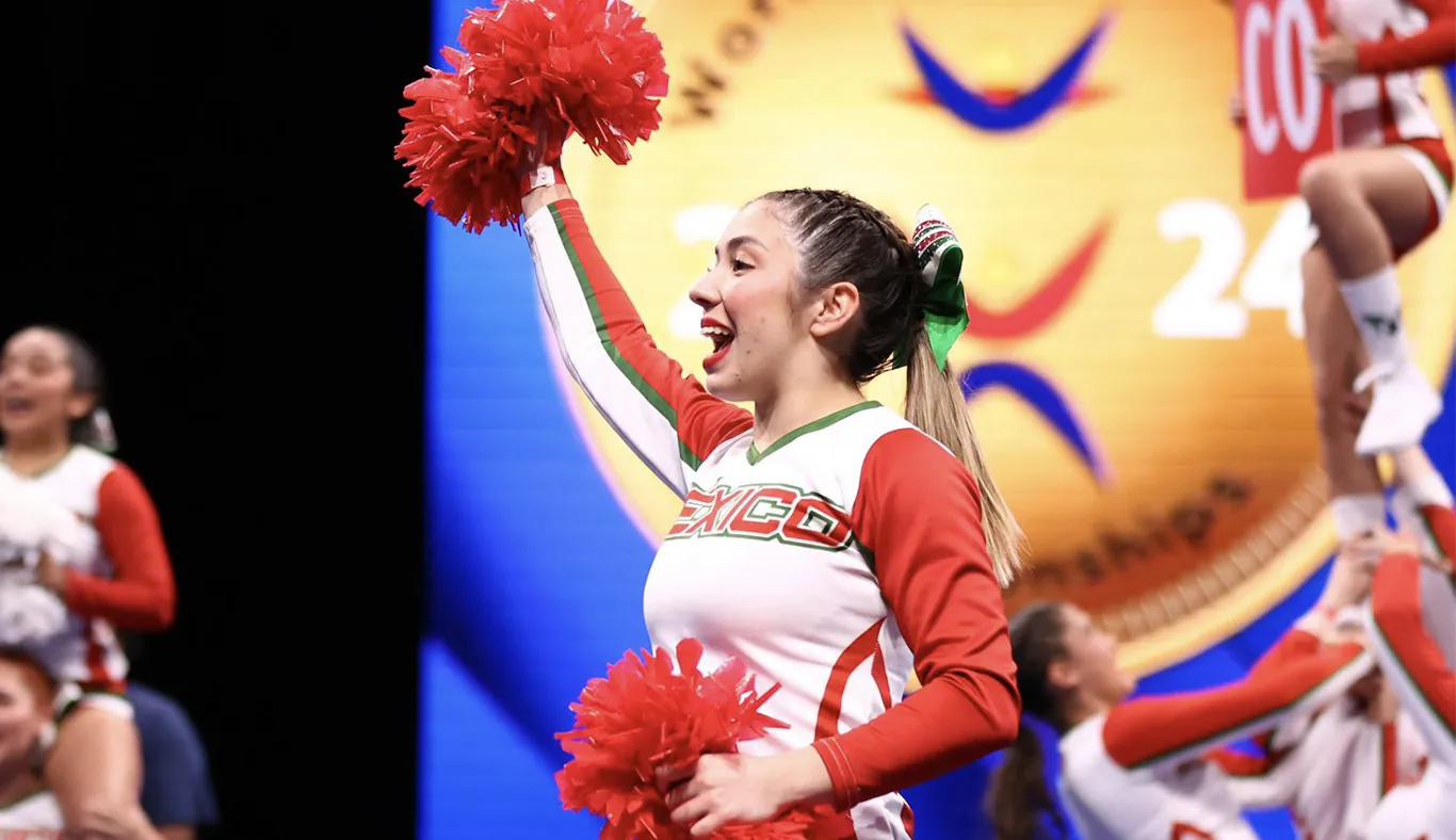 Alumnas triunfan en campeonato regional de porra