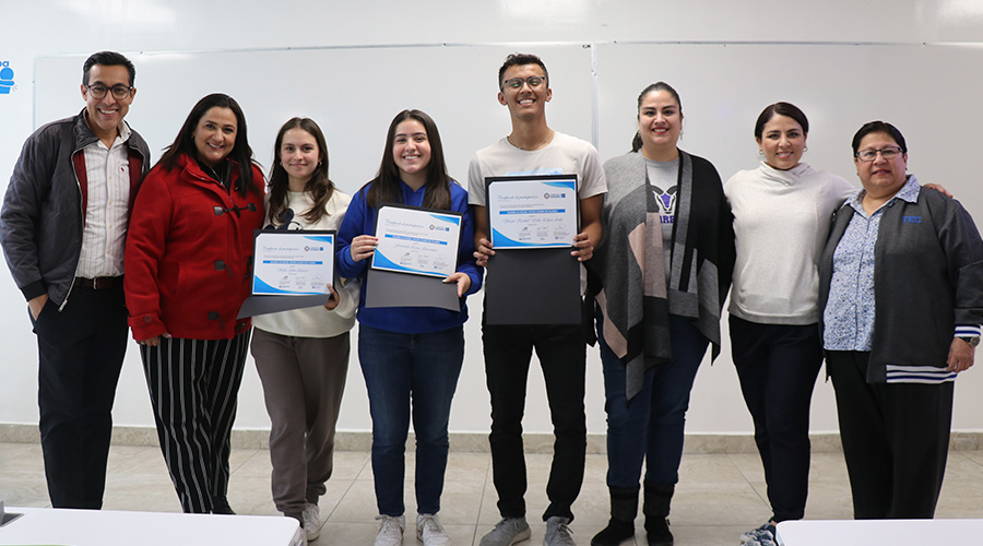 Recibieron su diploma alumnos de la ONU alumnos del Tec campus Laguna