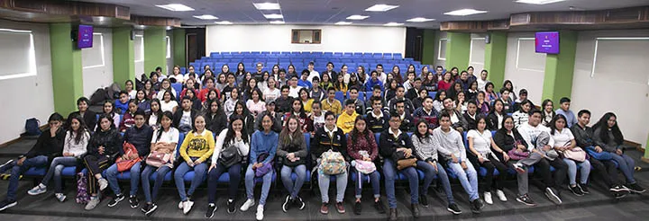 Alumnos de la región de Ixtac visitan el Tec campus Veracruz