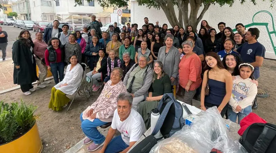 Estudiantes de Arquitectura del Tec, trabajaron en el  diseño y ejecución de un espacio comunitario  