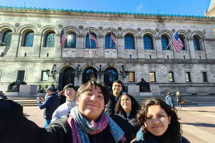 Alumnos del Tec Santa Fe colaboran en iniciativa legal del MIT