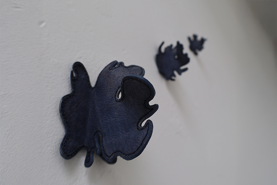 Katia Valero creó Anca, un perchero inspirado en el crecimiento de los hongos.