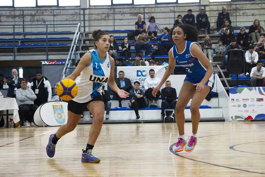 Anisa Jeffries, jugadora de Borregos Femenil de basquetbol.