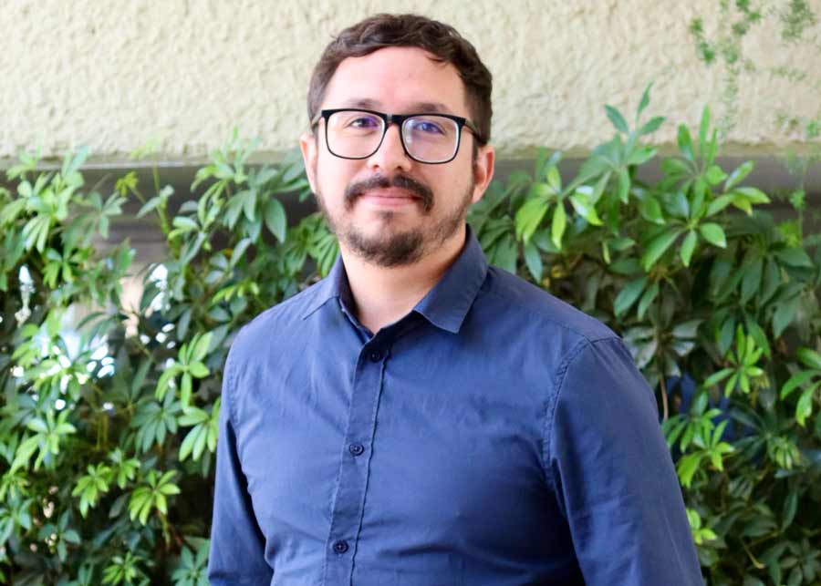 Javier Contreras, académico del Tec Guadalajara, creó estrategia para la atención a la migración. 