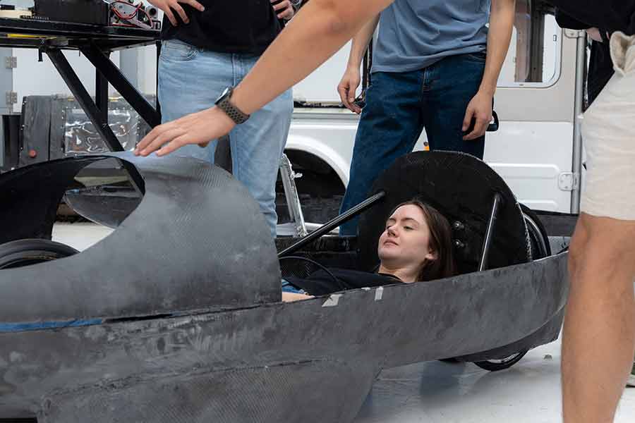 Autos eléctricos creados en Tec Guadalajara para competir en Shell Eco-Marathon.