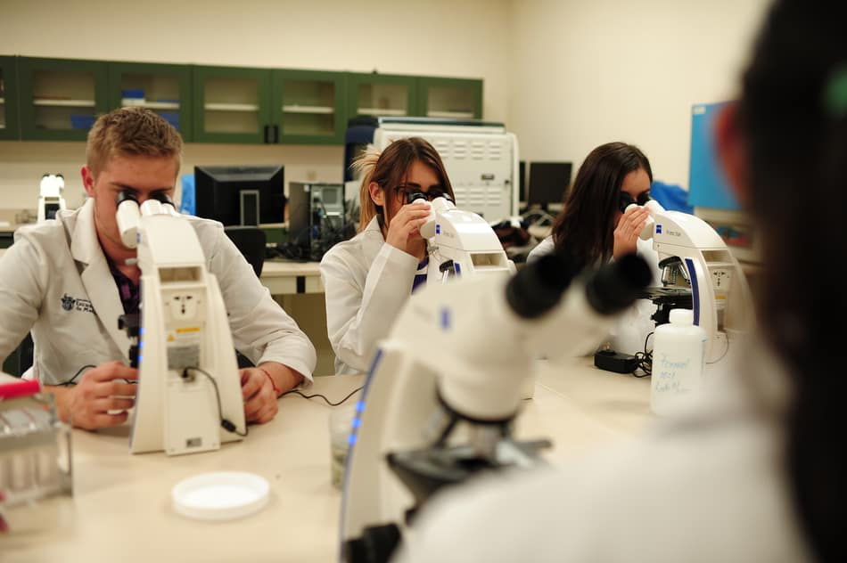 Carrera de Medicina del Tec Guadalajara es acreditada internacionalmente