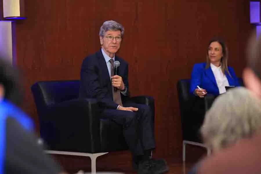 4 causas de la crisis global según Jeffrey Sachs, asesor de la ONU