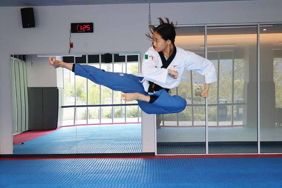 Cecilia Lee, de Borregos Monterrey de taekwondo.