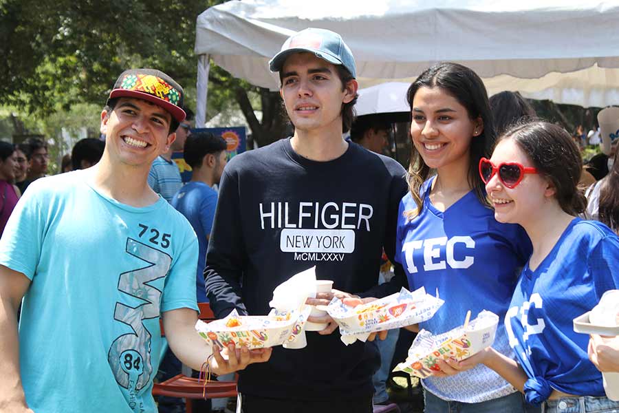 Alumnos celebración estudiantil campus Monterrey