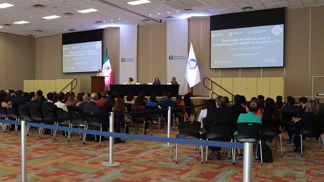 certifican a profesores de jalisco en transformación digital. 