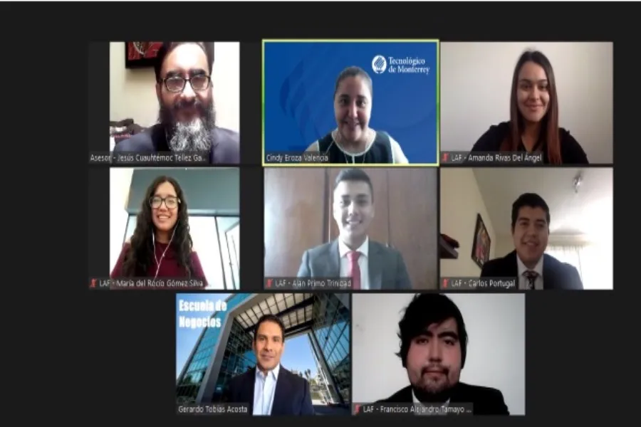 Equipo representativo del campus San Luis con sus asesores académicos