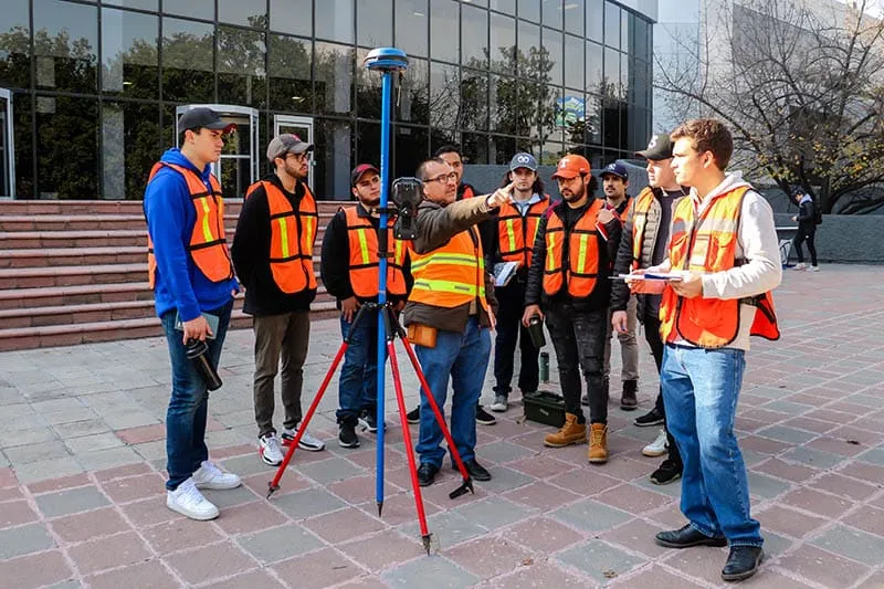 Alumnos en cursos de invierno Mty