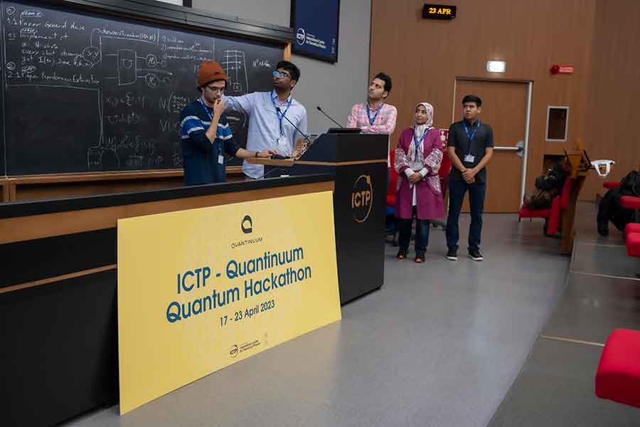 La competencia internacional Quantinuum Quantum Hackathon se llevó a cabo en la ciudad de Trieste, Italia.