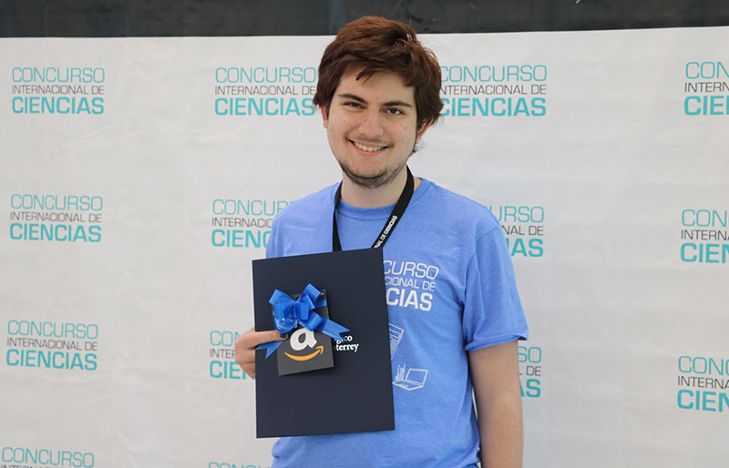 Ganador de Computación 15 Concurso Internacional de Ciencias