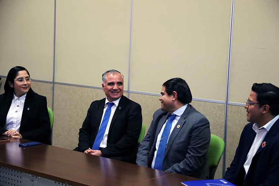 Convenio con Cruz Roja para que estudiantes de medicina del Tec Guadalajara realicen ciclos cl&iacute;nicos.