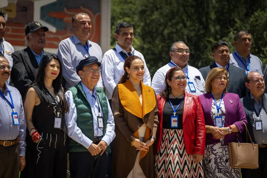 Integrantes de la CROC y la Escuela de Humanidades del Tec de Monterrey