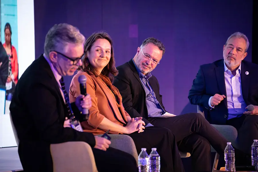 panelistas en el Foro Internacional de Primera Infancia