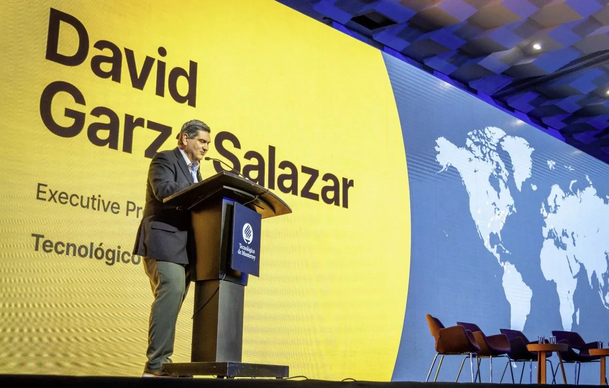 David Garza, presidente ejecutivo del Grupo Educativo Tecnológico de Monterrey, dio la bienvenida al evento. FOTO: Kevin Chaires