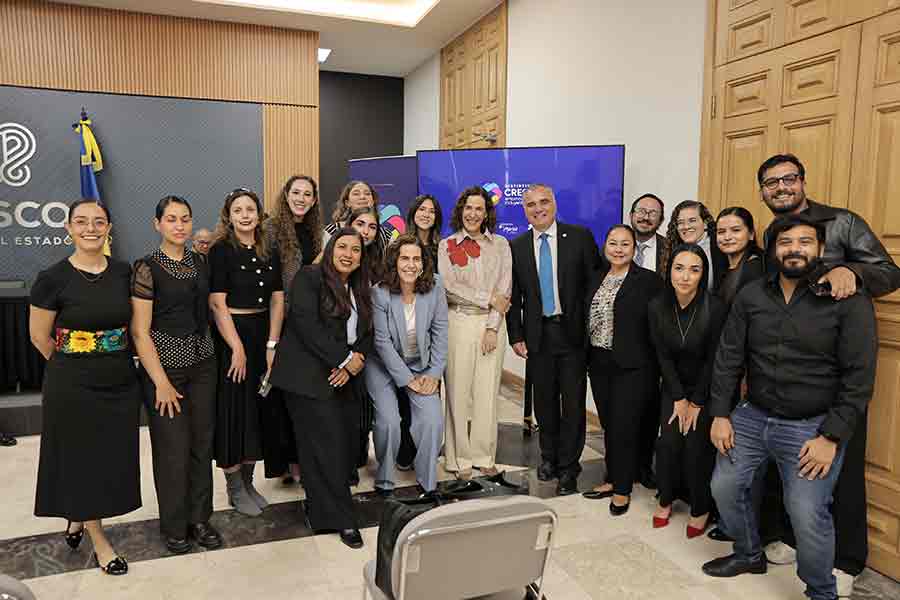 Distintivo CRECE de SEDECO, colaboraci&oacute;n con el Tec Guadalajara. 