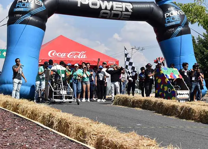La Escuela de Ingeniería y Ciencias del Tecnológico de Monterrey en Cuernavaca llevó a cabo por quinta edición la competencia inspirada en las tradicionales carreras de soapbox, Downhill Challenge Racer.