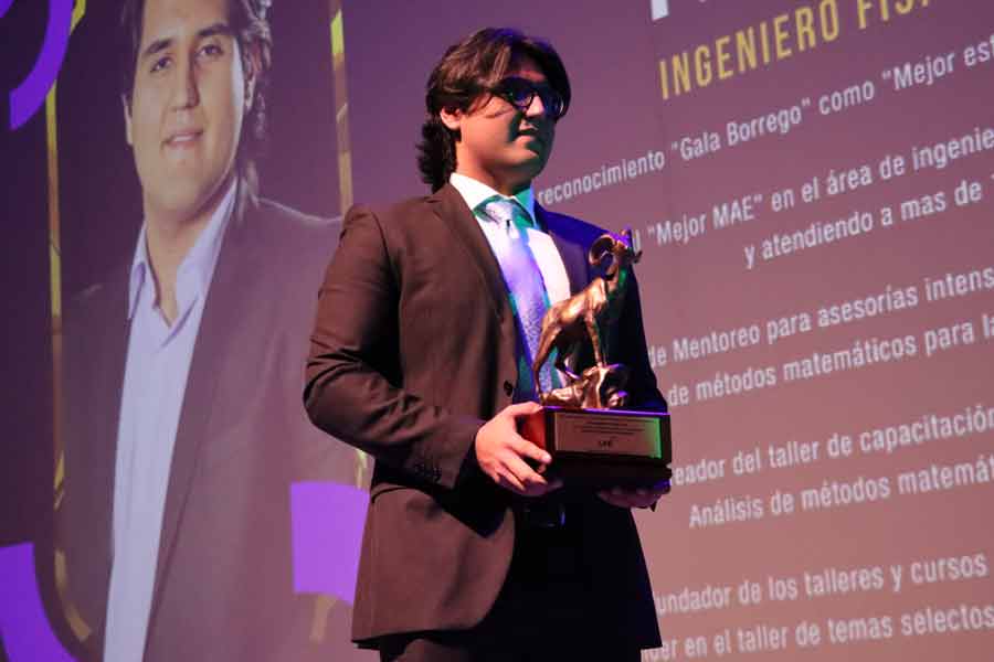 Edy Flores logró un Borrego de oro en los premios LiFE.