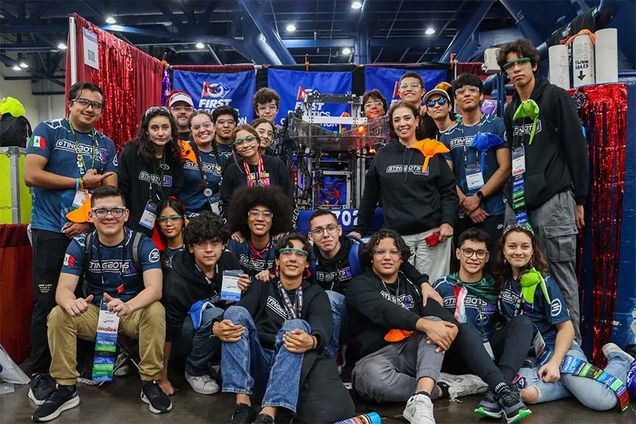 equipo de robótica de Camila FIRST 2025