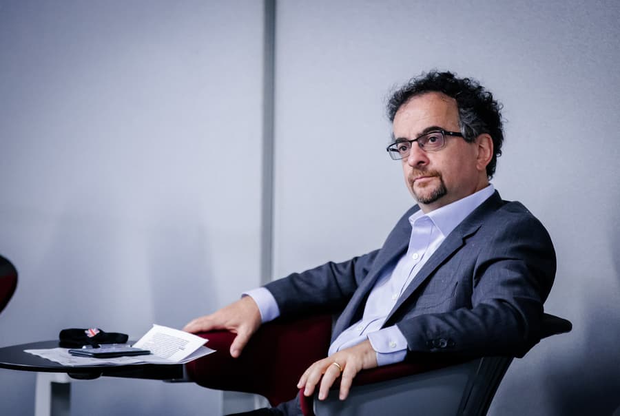 Jon Benjamin, Embajador del Reino unido en México, estuvo en el Tec de Monterrey.