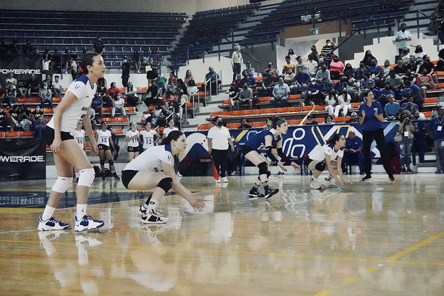 La final se fue a cinco sets y las Borregos femenil de voleibol pudieron sacar el resultado.