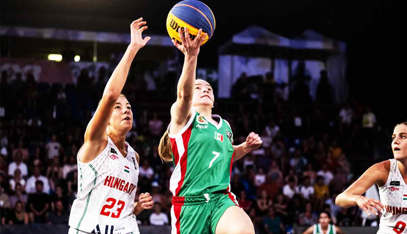 Hidrocálida en partido representando a México. | Cortesía: Laura Plascencia