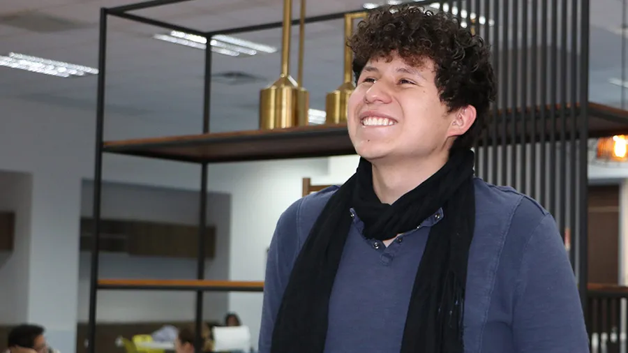 Diego Pérez, estudiante de la carrera Diseño Industrial.