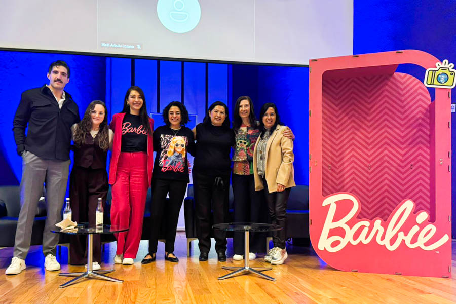 Estudiantes crean estrategias de mercado para Mattel