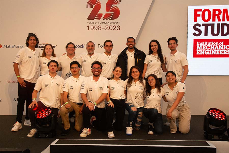 Estudiantes Tec triunfan en torneo Formula Student en Reino Unido