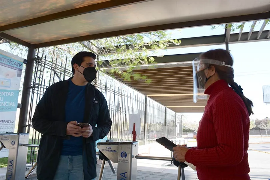 Filtro sanitario para entrar a instalaciones del campus