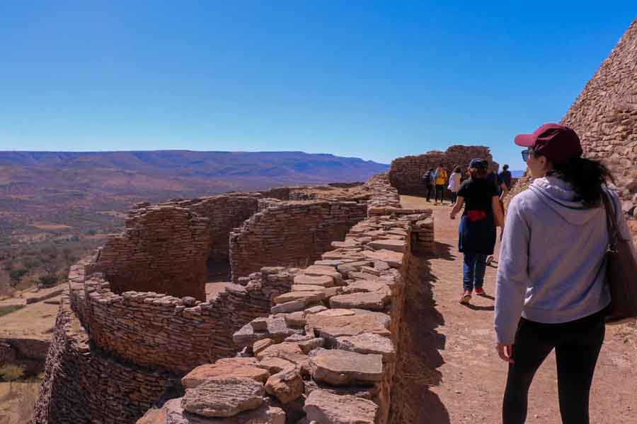 Alumnos visitan las ruinas de La Quemada