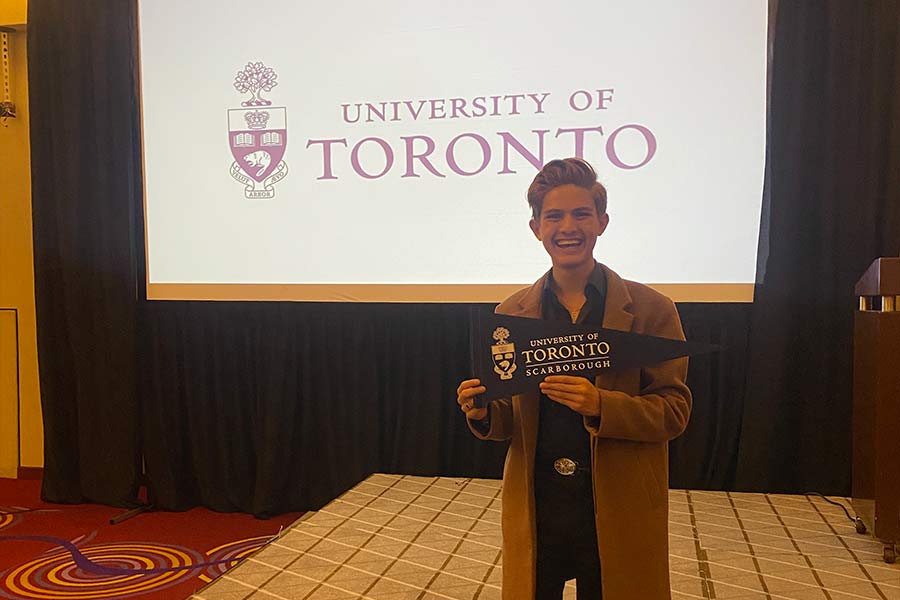 Gabriel Vargas en la Universidad de Toronto