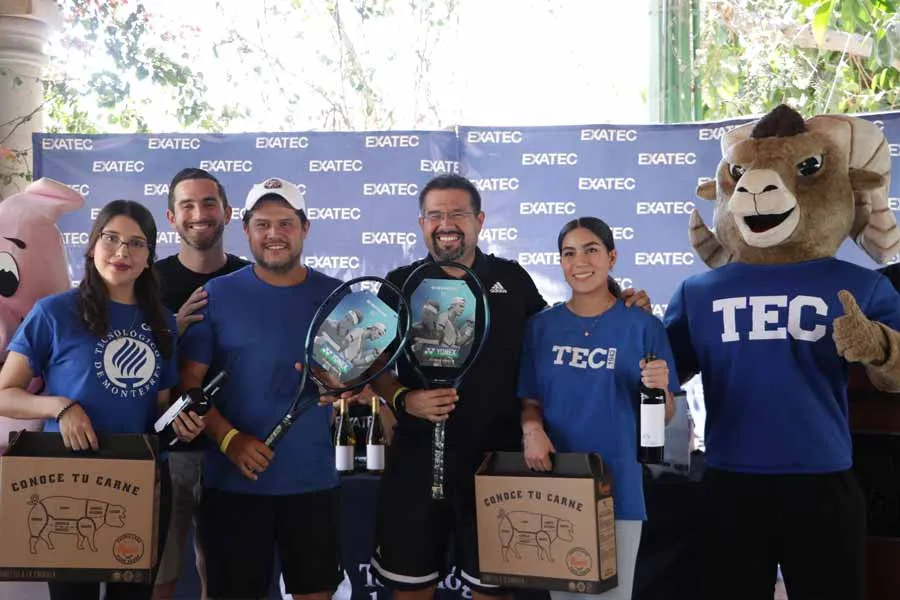 Ganadores de dobles del torneo de tenis EXATEC Obregón