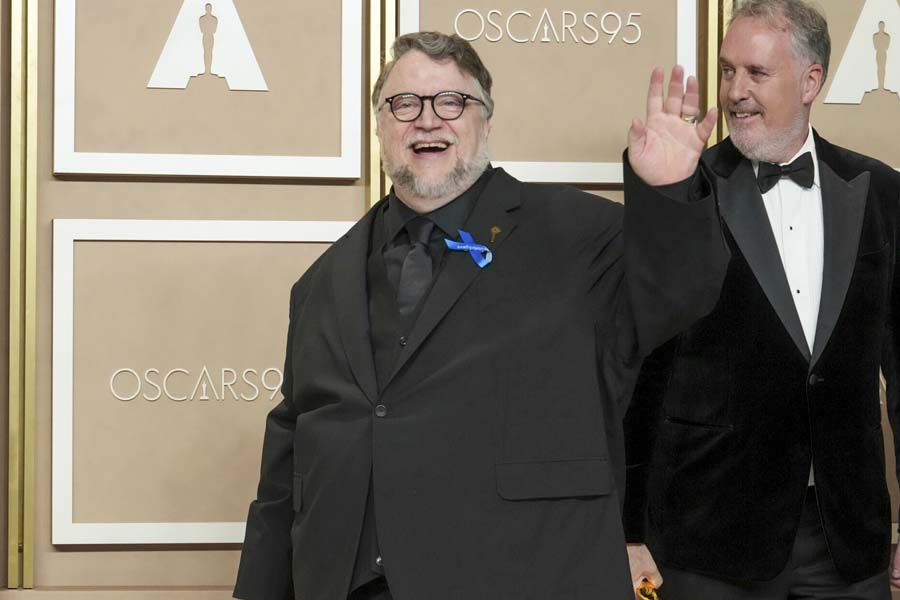Guillermo Del Toro durante presentación de los Óscar 2023